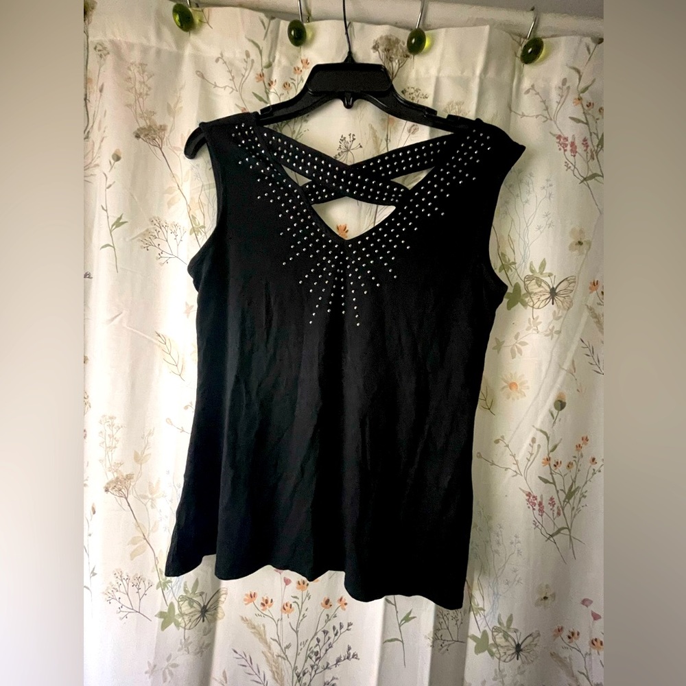 Women's Essentials by Milano Dressy Tank Top NWT